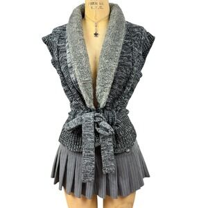 Y2K Gray Chunky Cable Knit Sweater Vest Tie Wrap Shawl Collar Cozy Gorpcore Sz M
